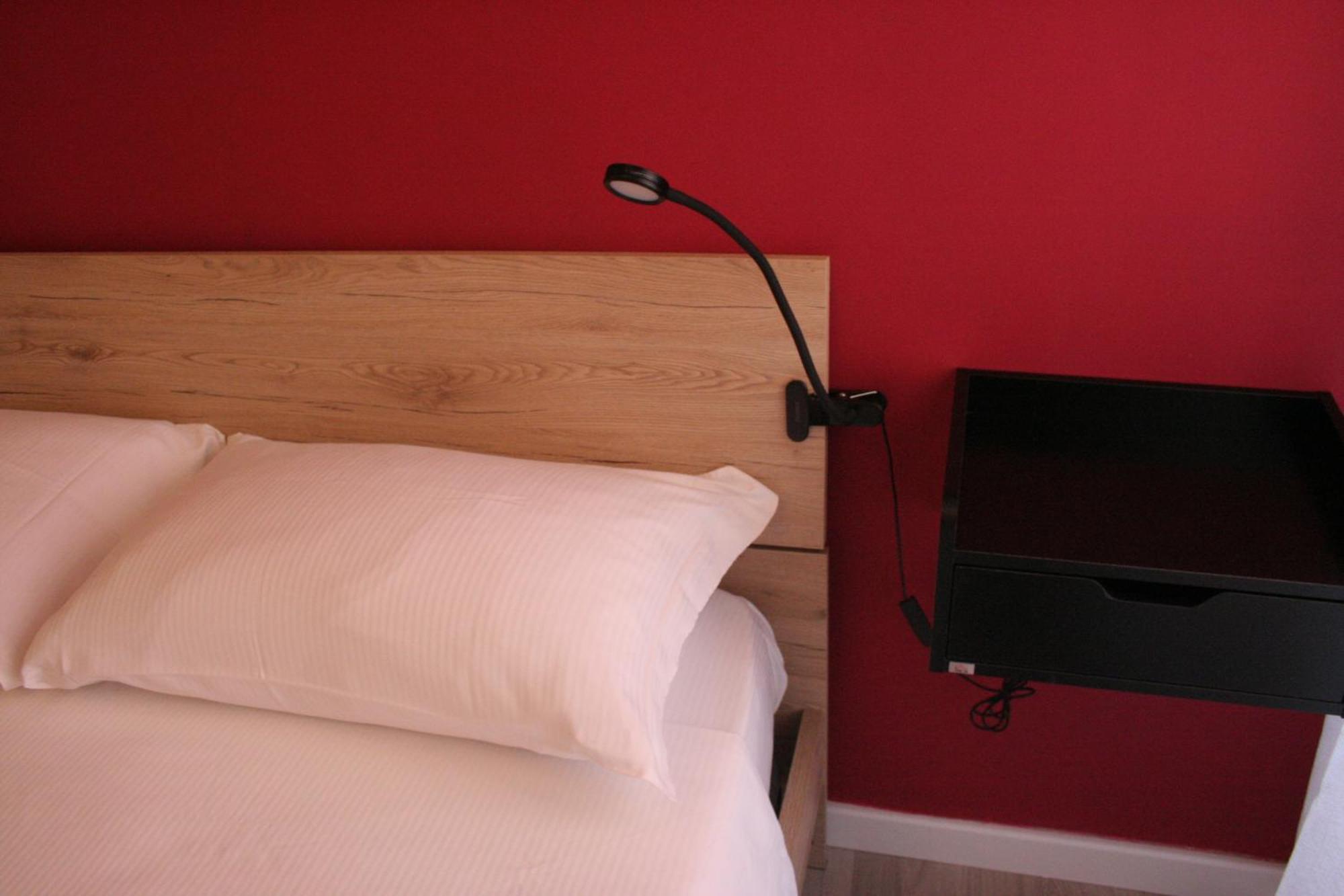 Bella Mbriana Bed & Breakfast เนเปิลส์ ภายนอก รูปภาพ