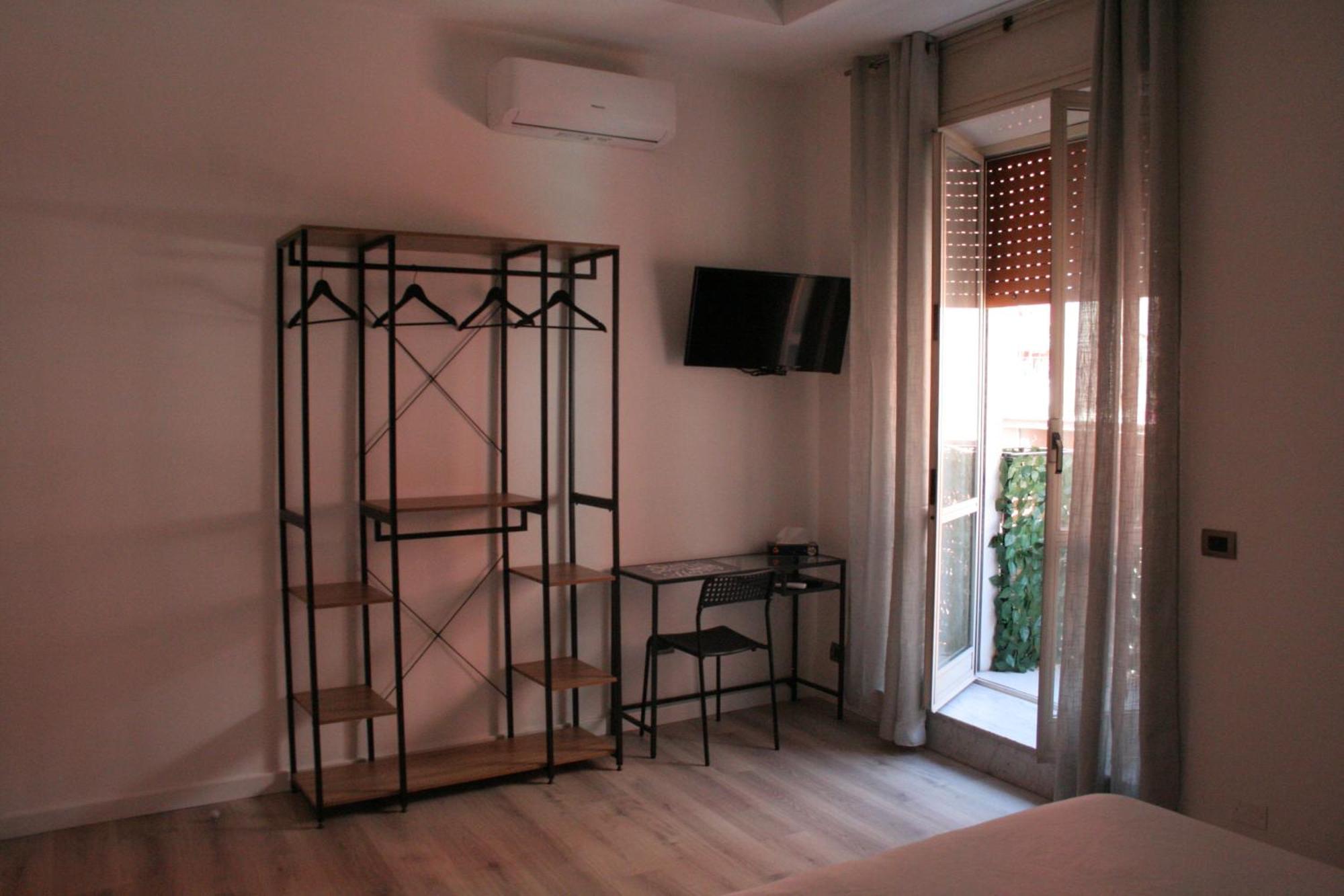 Bella Mbriana Bed & Breakfast เนเปิลส์ ภายนอก รูปภาพ