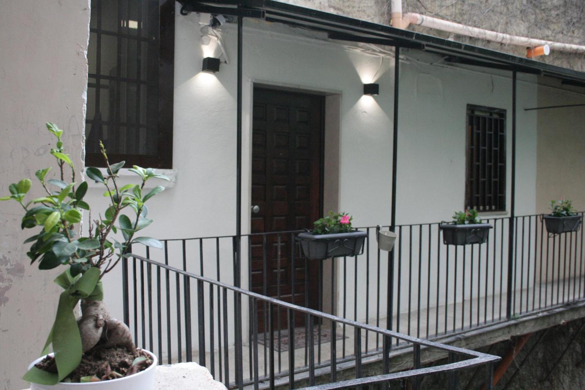 Bella Mbriana Bed & Breakfast เนเปิลส์ ภายนอก รูปภาพ